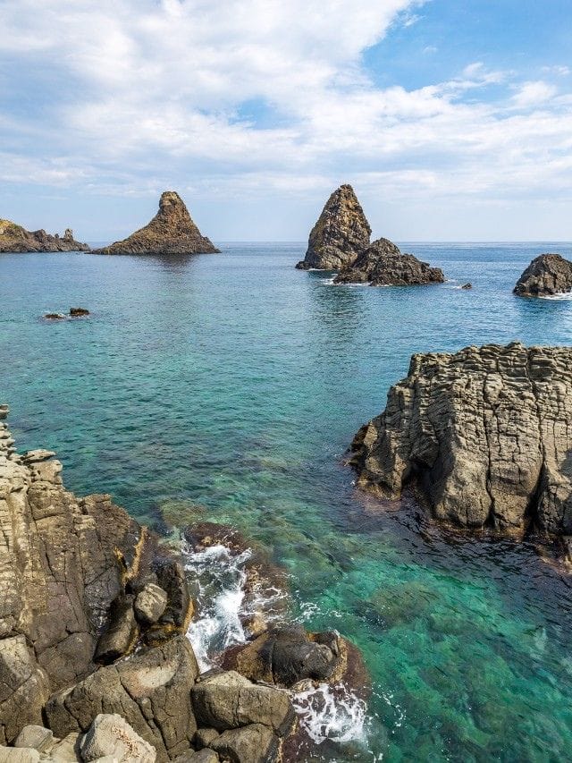 Top 7 Beaches In and Near Catania, Italy