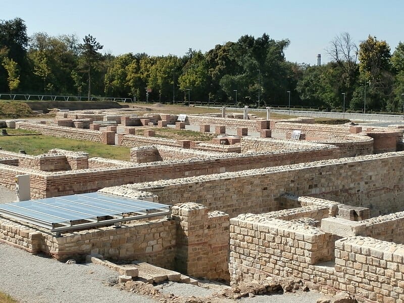 Ancient Roman Culinary Practices: The Discovery of a 'Fridge' at Novae Camp, Bulgaria