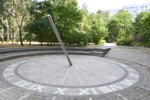 Sculpture Sundial Frank von Bargen Berlin 01