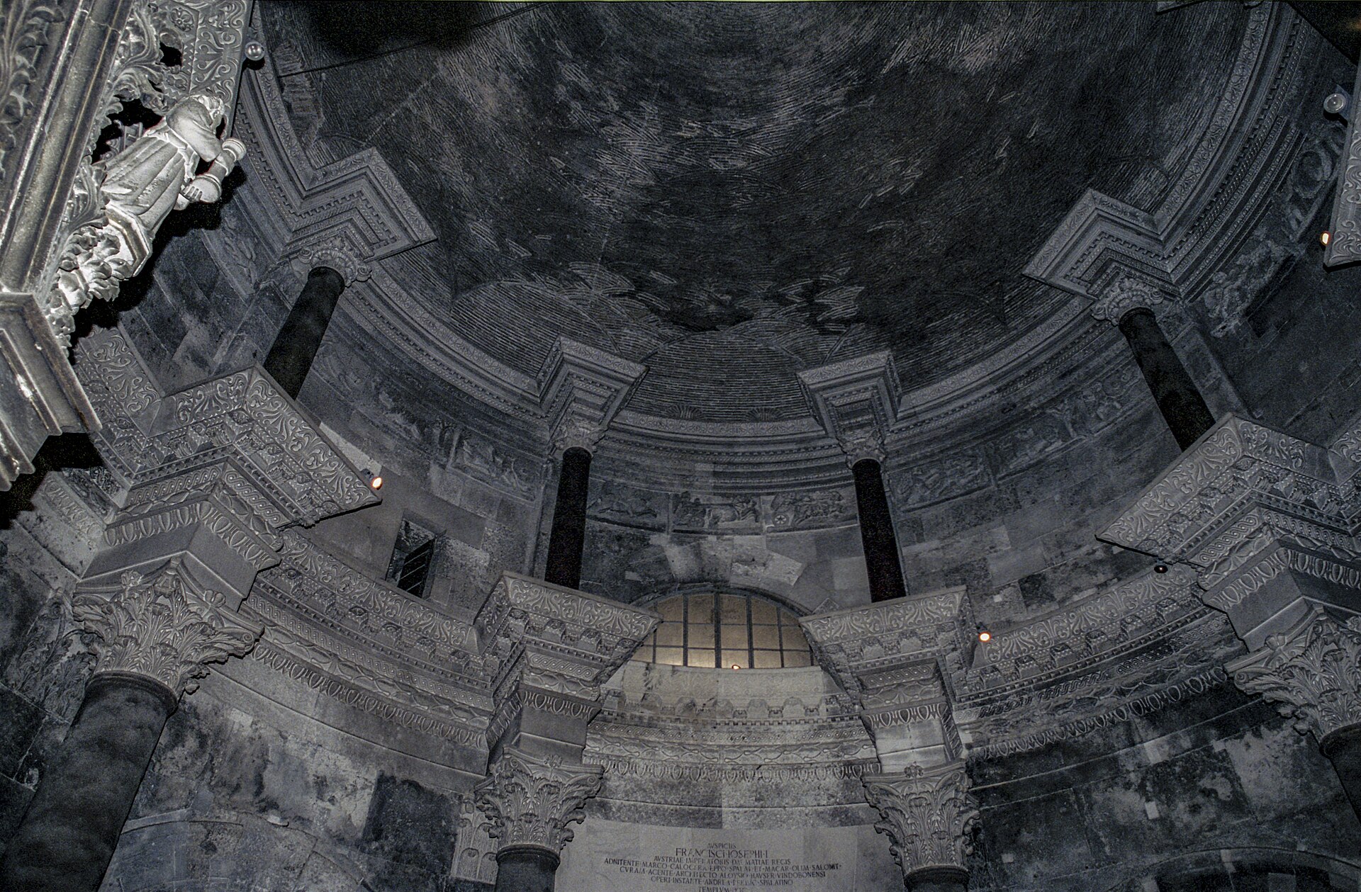 Diocletian’s Palace: The Mystery Behind Rome’s Imperial Complex 4 Diocletian’s Palace: The Mystery Behind Rome’s Imperial Complex